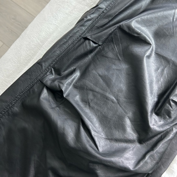 EDIKTED REBEL FAUX LEATHER CARGO OVERSIZED PANTS - Picture 6 of 9